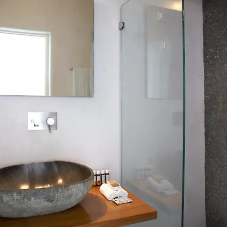 Honeymoon Petra (adults Only) 5* Imerovigli (Santorini)